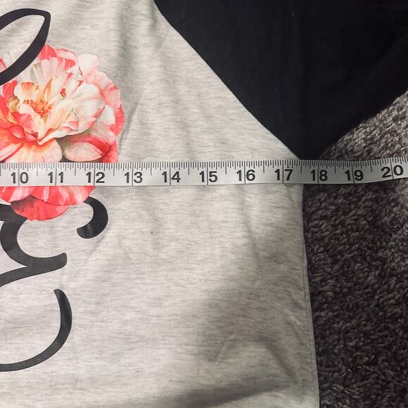 Women's Rose "LOVE" Black and Gray Raglan Shirt Size L - Picture 5 of 6